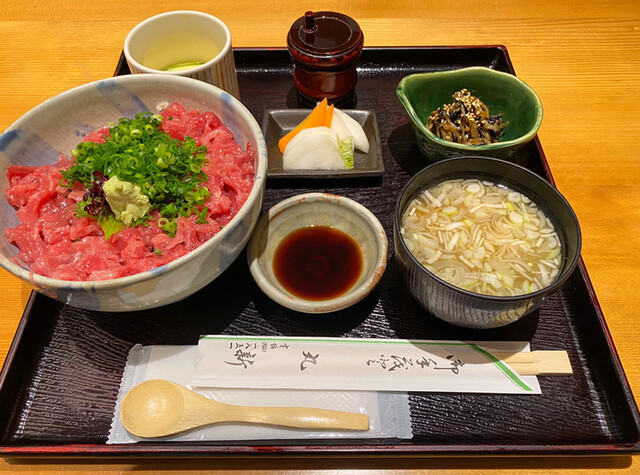 どっちもどっこい